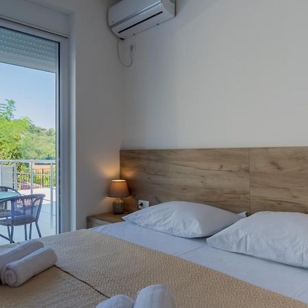 Grejm Lux Family Apartments Петровац Экстерьер фото