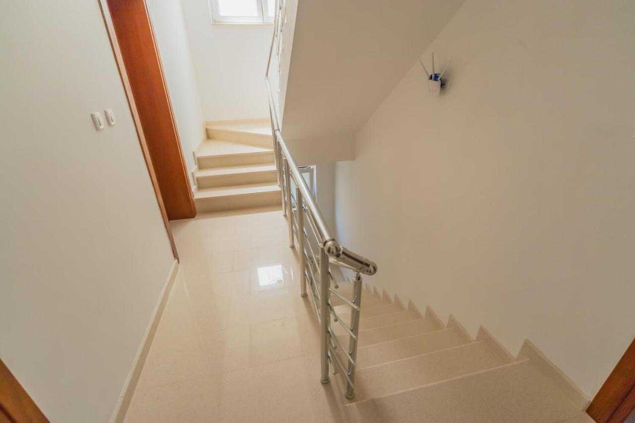 Grejm Lux Family Apartments Петровац Экстерьер фото