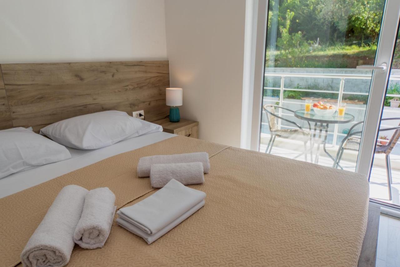 Grejm Lux Family Apartments Петровац Экстерьер фото